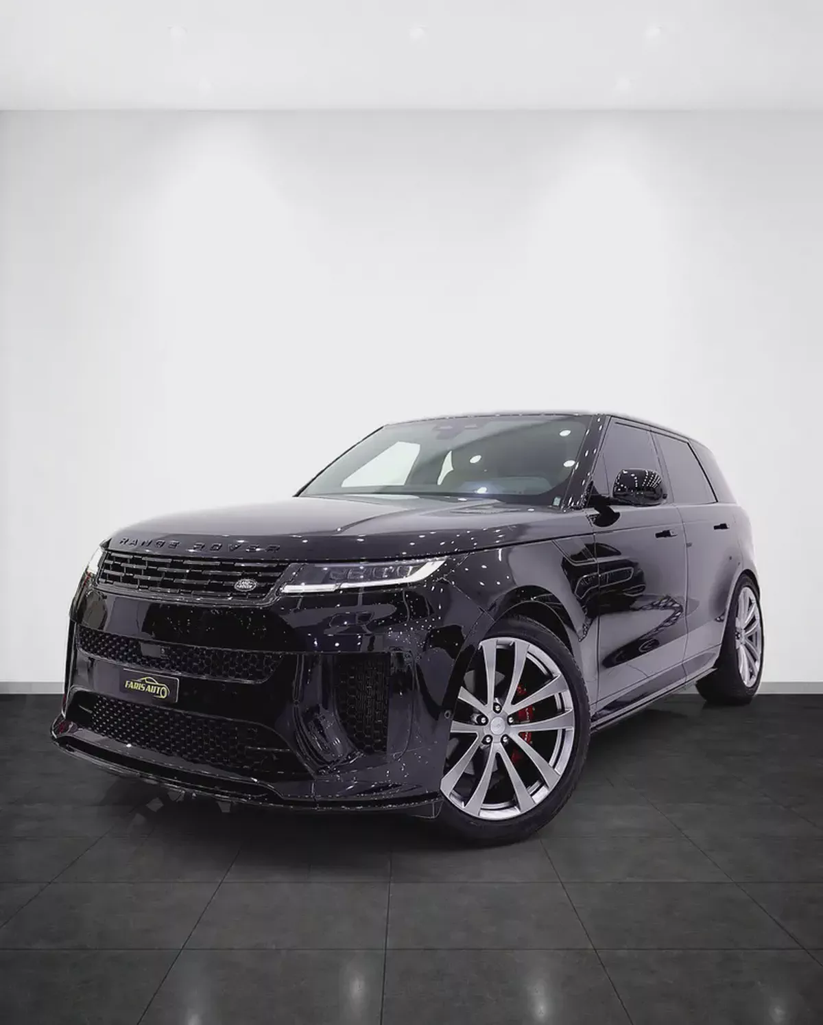 RANGE ROVER SPORT HSE DYNAMIC WITH SV EDITION ONE KIT - V6 - P400 + AKRAPOVIC EXHAUST SYSTEM