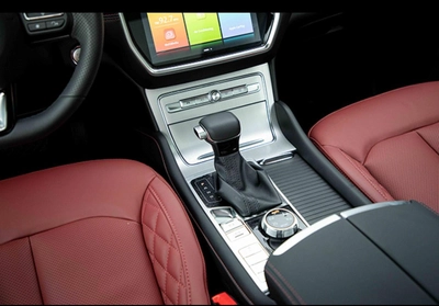 2024 MG RX8 – Sporty and Powerful SUV-15