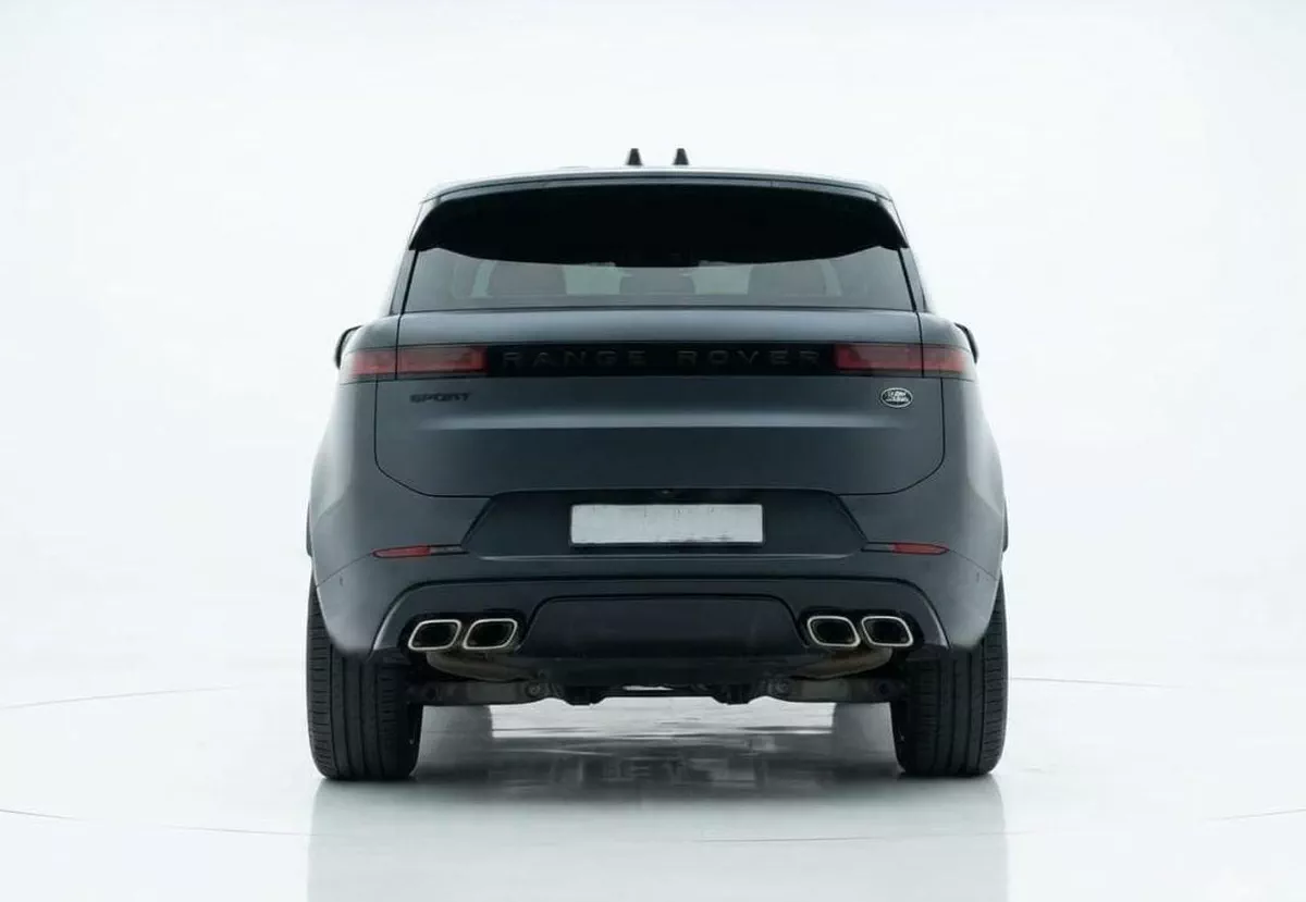 Land Rover Range Rover Sport AUTOBIOGRAPHY P400 FIRST EDITION V8 4.4L-8CYL FULLY AGENCY MAINTAINED UNDER WARRANTY . AL TAYER MOTORS-4-0