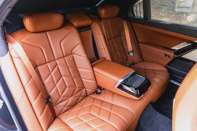 BMW 735i Luxury + M Kit – 2026 | BRAND NEW | EXPORT ONLY | AED 420,000-13