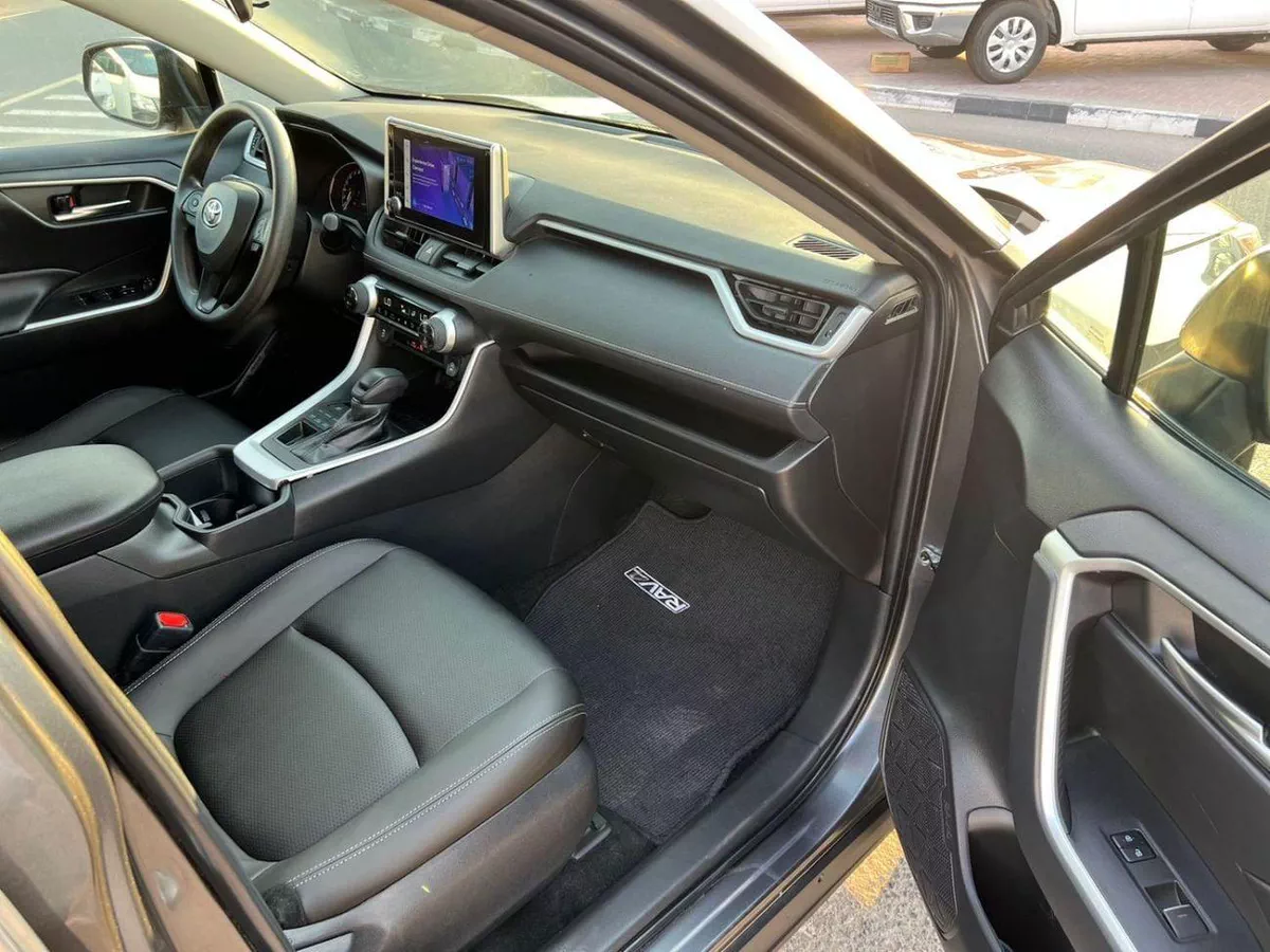 Toyota RAV4 XLE 2023 Toyota Rav4 XLE Full Option 2.5L V4 - Rear Camera & Sensor - Leather Seat - AWD 4x4 - Push Star-11-0