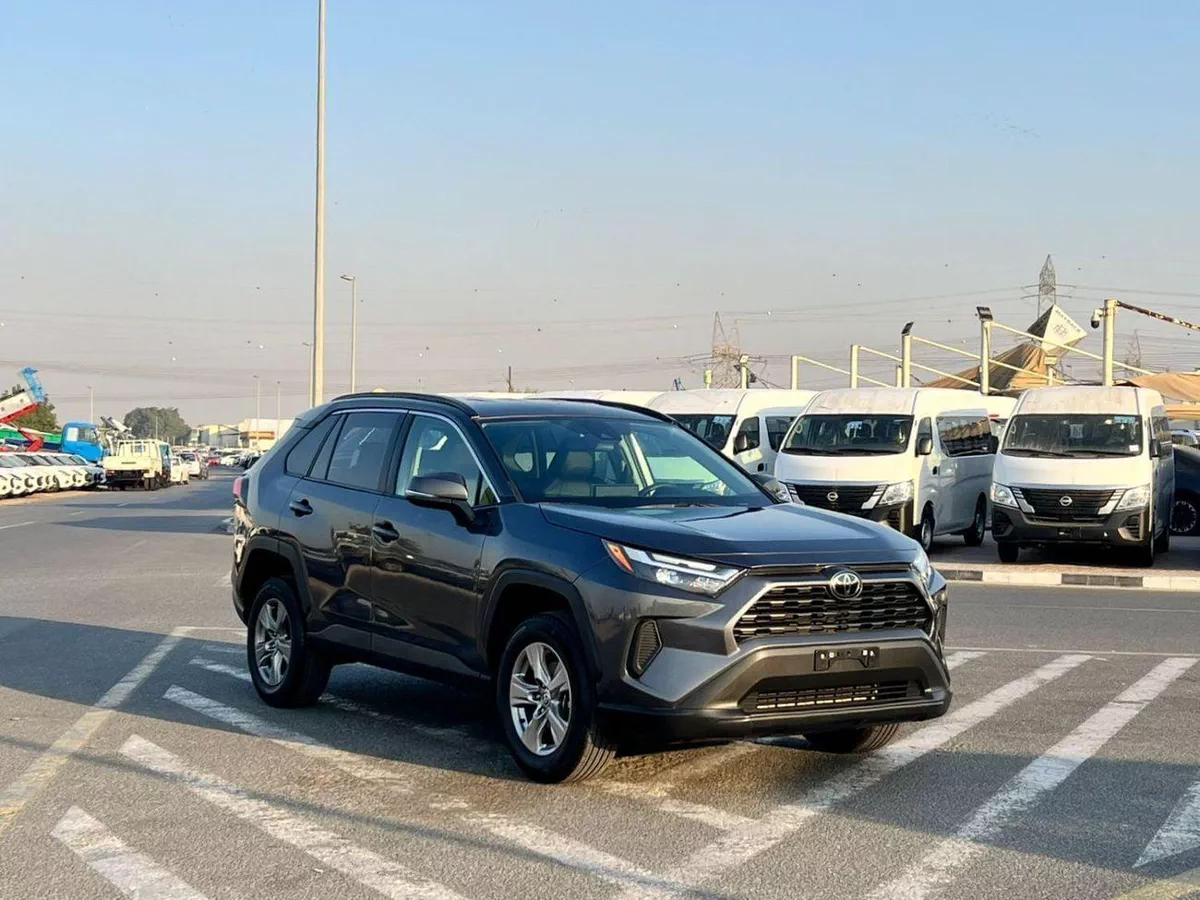 Toyota RAV4 XLE 2023 Toyota Rav4 XLE Full Option 2.5L V4 - Rear Camera & Sensor - Leather Seat - AWD 4x4 - Push Star