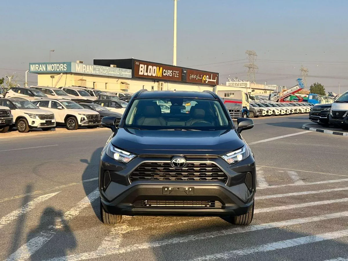 Toyota RAV4 XLE 2023 Toyota Rav4 XLE Full Option 2.5L V4 - Rear Camera & Sensor - Leather Seat - AWD 4x4 - Push Star-2-0