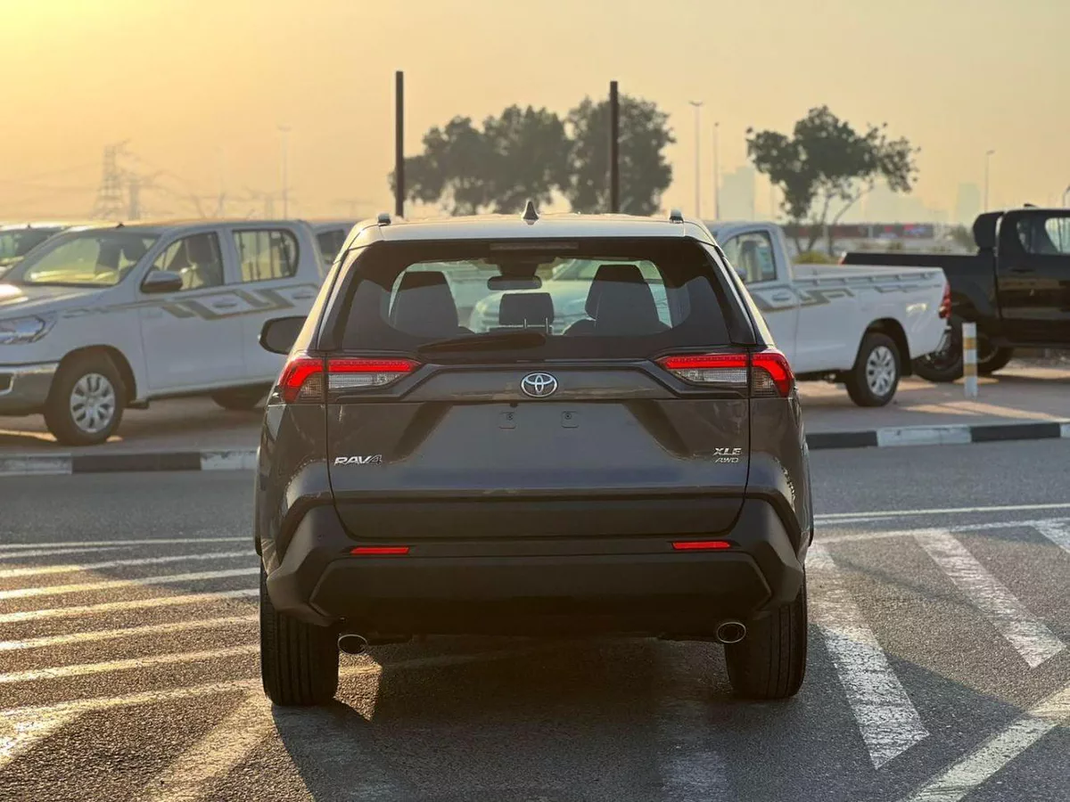 Toyota RAV4 XLE 2023 Toyota Rav4 XLE Full Option 2.5L V4 - Rear Camera & Sensor - Leather Seat - AWD 4x4 - Push Star-5-0