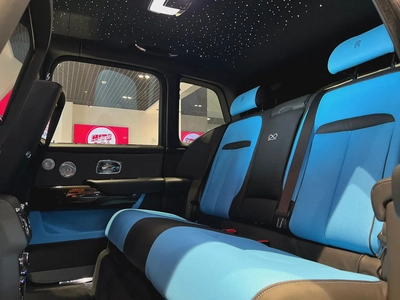 ROLLS ROYCE CULLINAN BLACK BADGE / 2021 / 34,348KMs ONLY / STARLIGHTS / MANSORY PACKAGE-6