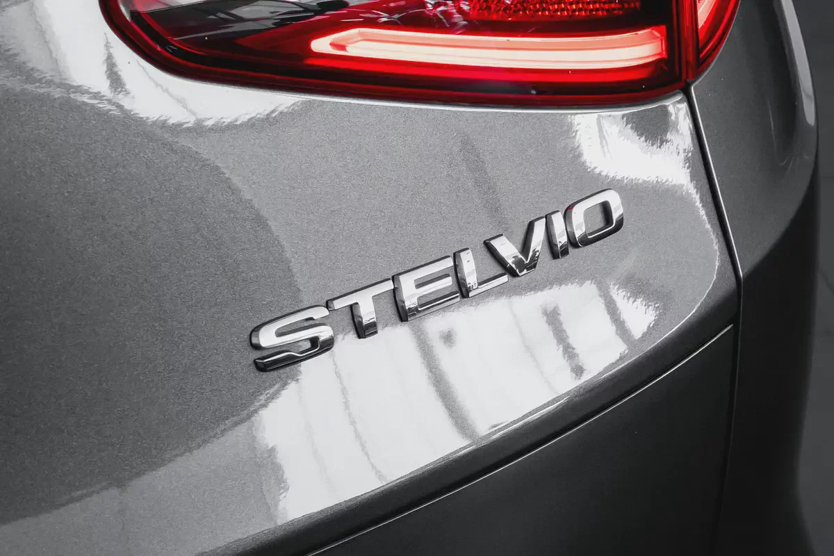 2,187 AED / 60 months | 0% DP | 2023 Alfa Romeo Stelvio Veloce Q4 / Alfa Romeo Warranty-14-14