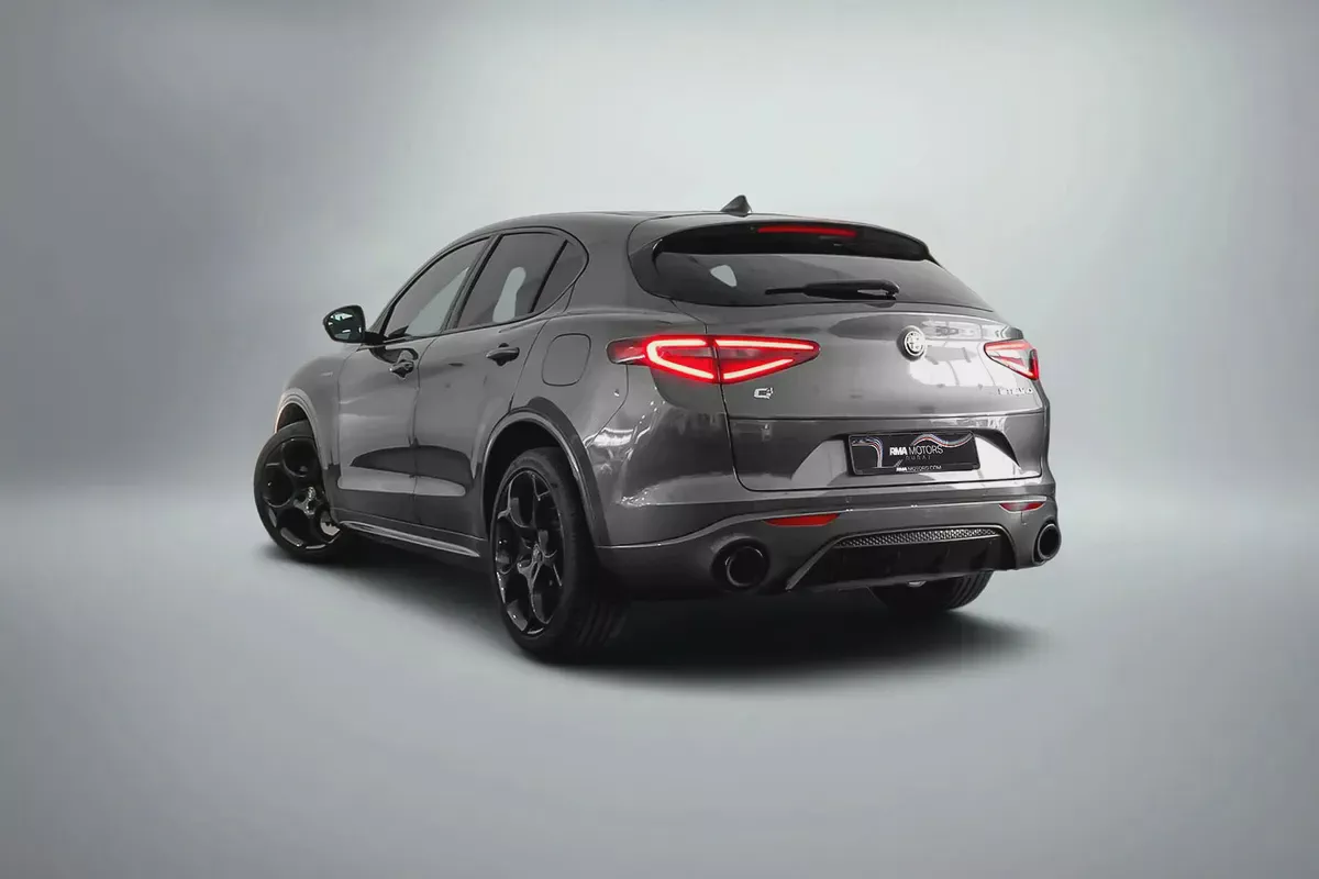 2,187 AED / 60 months | 0% DP | 2023 Alfa Romeo Stelvio Veloce Q4 / Alfa Romeo Warranty-1-1