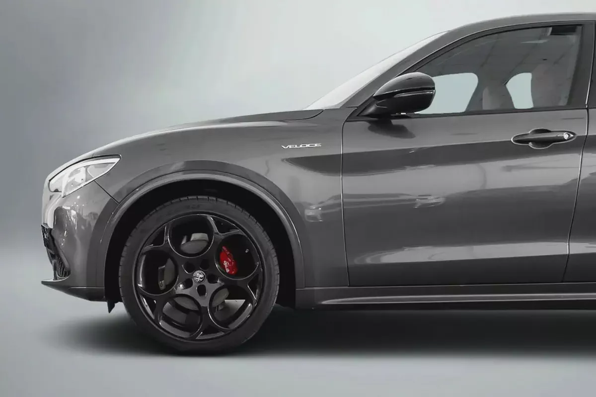 2,187 AED / 60 months | 0% DP | 2023 Alfa Romeo Stelvio Veloce Q4 / Alfa Romeo Warranty-4-4