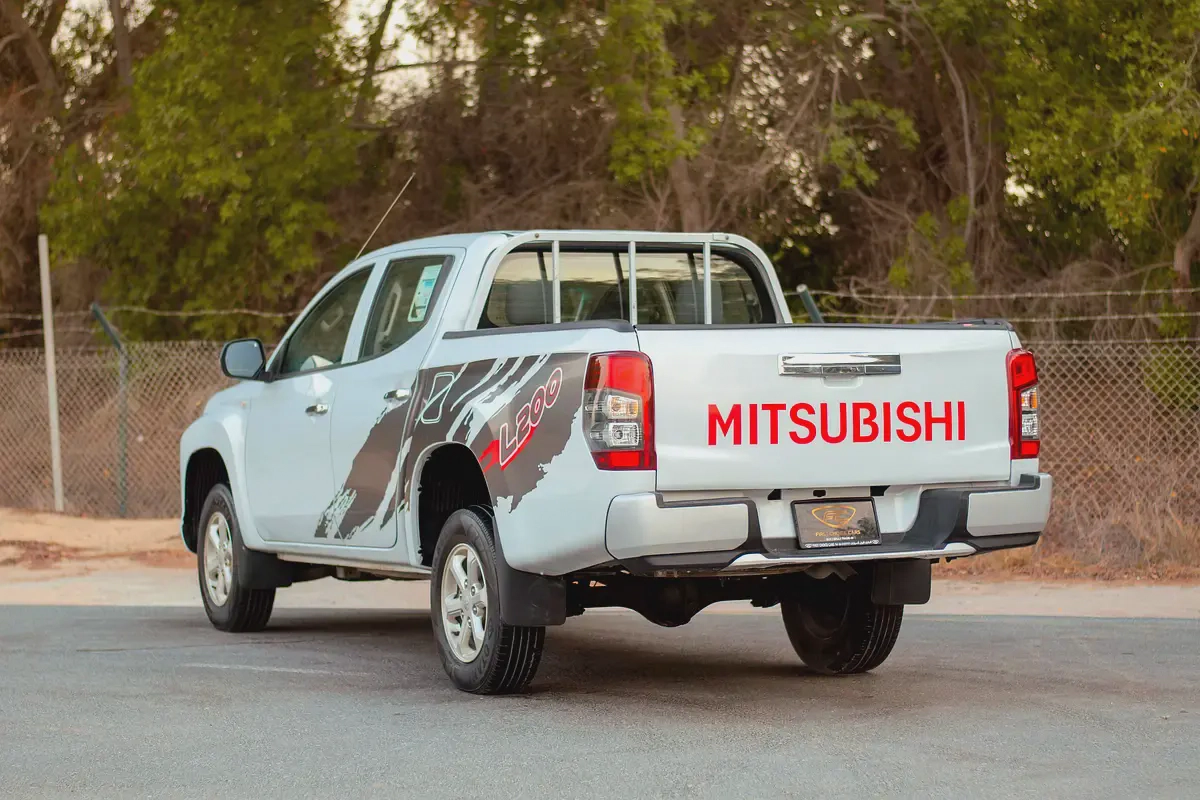 L200 | Double Cabin 4x4 | Manual | GCC Specs | Ref#M06474-3-3