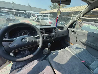 2005 Nissan Urvan Standard GCC Specs CHILLER VAN-10
