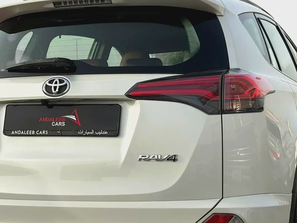 TOYOTA RAV4 VX | 2.5L I4 | 2018 | GCC SPECS