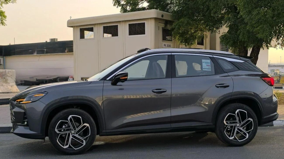 MG One 1.5 LUX 1.5 TURBO-3-3