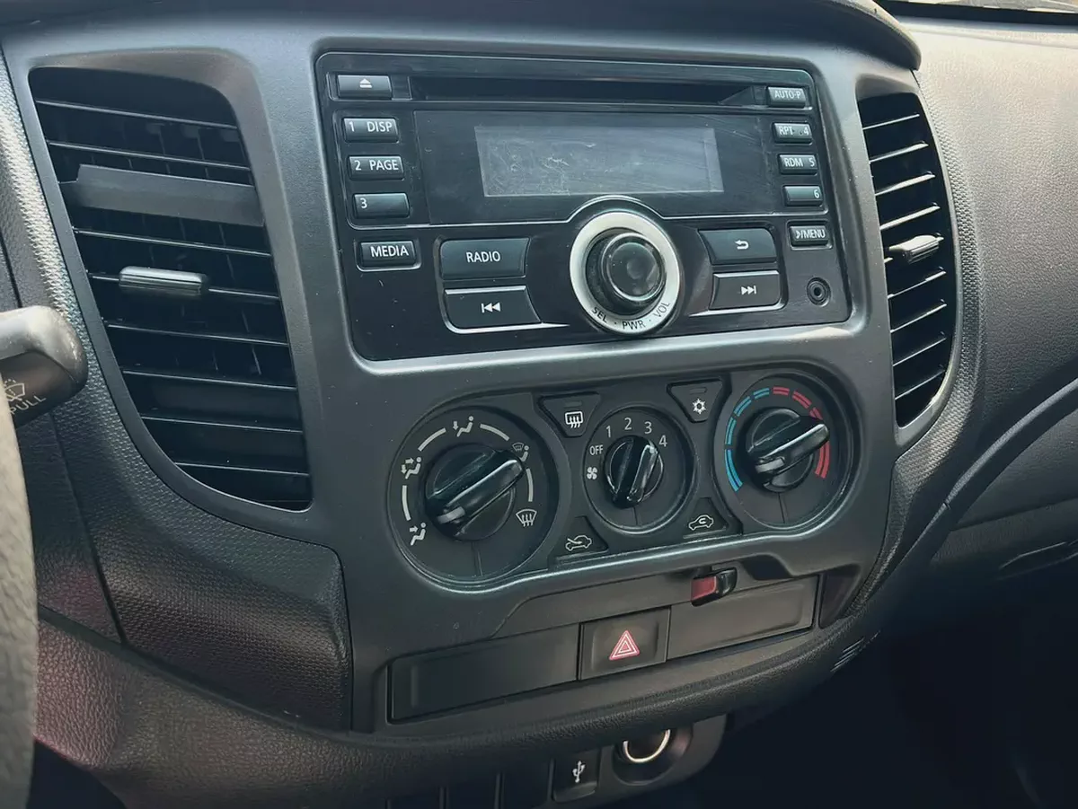 2020 Mitsubishi L200 | 4X4 | Manual | GCC | Ref#1177-16-16