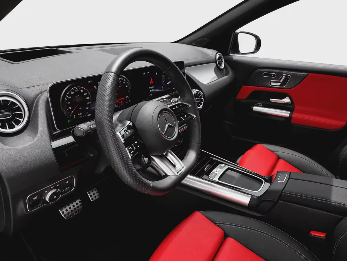2025 Mercedes Benz GLA35 AMG-13-13