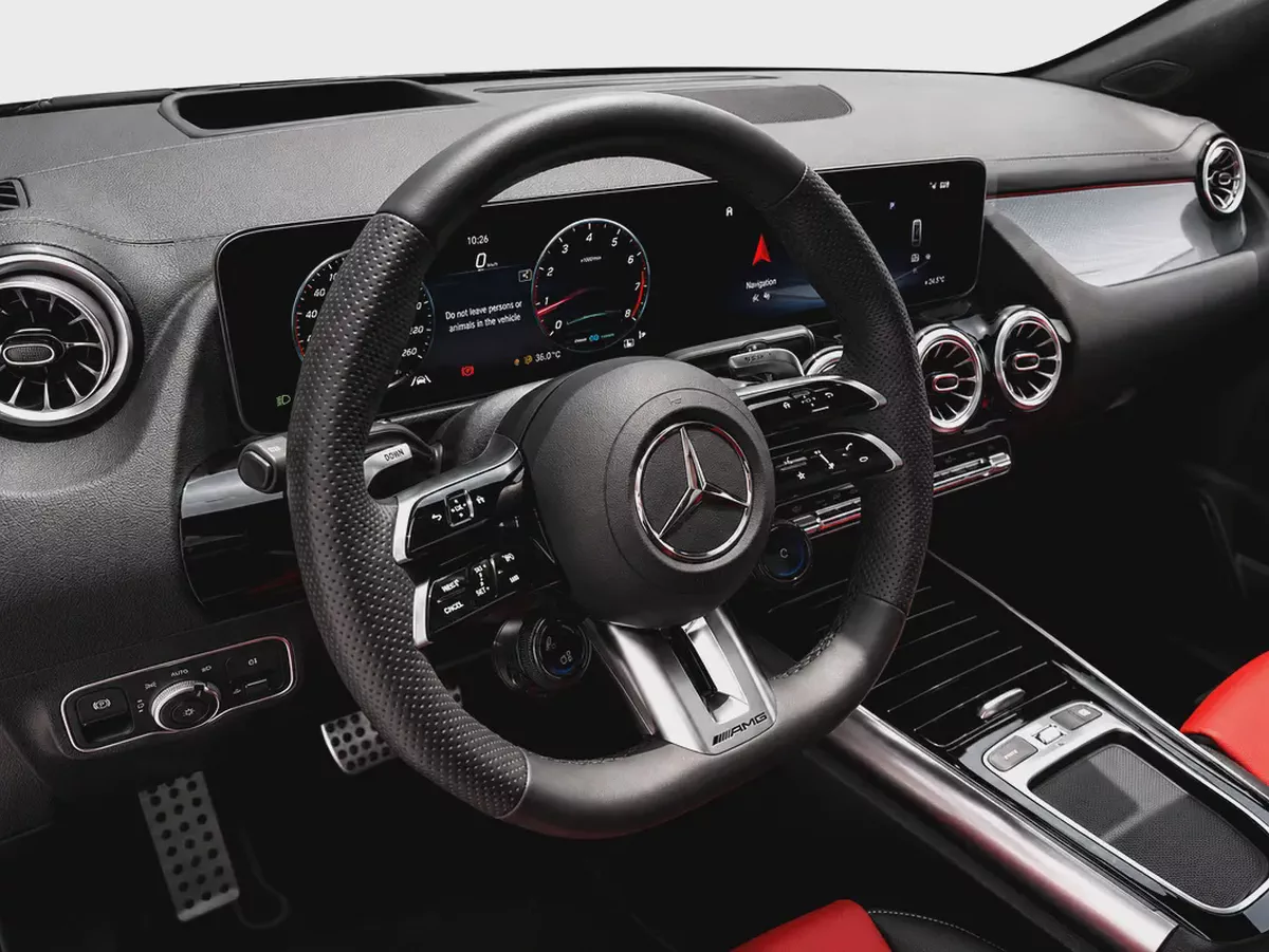 2025 Mercedes Benz GLA35 AMG-14-14
