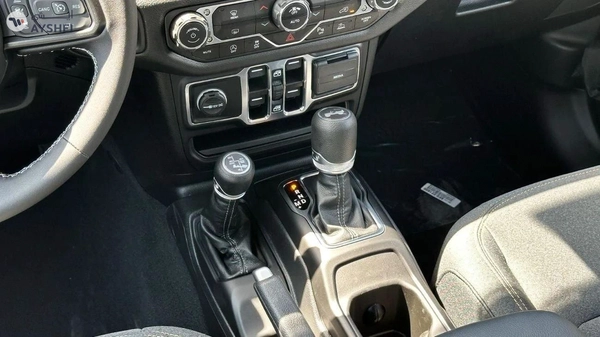 Jeep Wrangler Unlimited Sport S 2.0L A/T GCC 4x4 Official Dealer Warranty