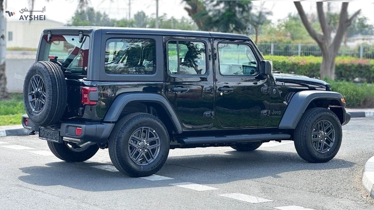 Jeep Wrangler Unlimited Sport S 2.0L A/T GCC 4x4 Official Dealer Warranty-3-3