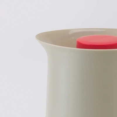 Stylish BEHÖVD Vacuum Flask - Beige & Red, 1 Liter-4