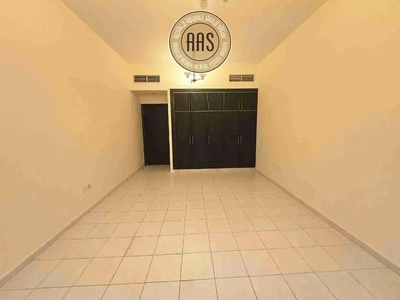 Prime Location ★ Lavish 1Bhk Free Parking ★ Best Price-2