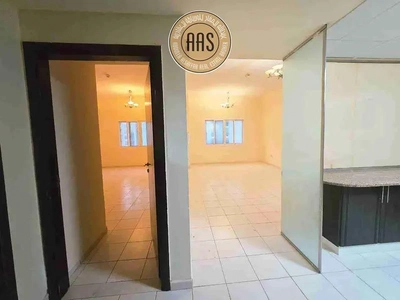 Prime Location ★ Lavish 1Bhk Free Parking ★ Best Price-3
