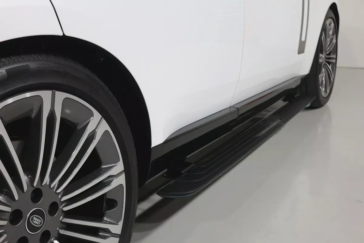 Range Rover HSE P530 | 2025 | GCC Specs | PERFECT CONDATION I LOW KM-19-19