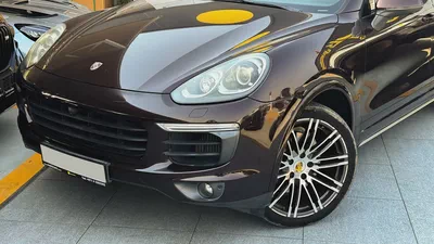 Porsche Cayenne S Platinum Edition 2018 GCC Full Service History-1