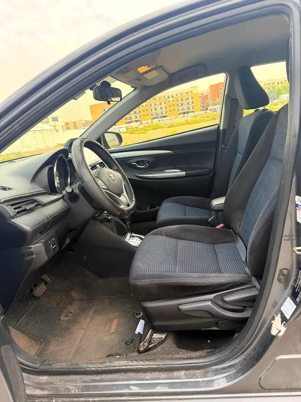 Toyota YARIS 2014 SE+ 1.5L Full Option Push Start