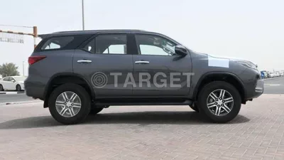 Toyota Fortuner EXR Toyota Fortuner 2.4L Diesel AT 4X4 2024-4