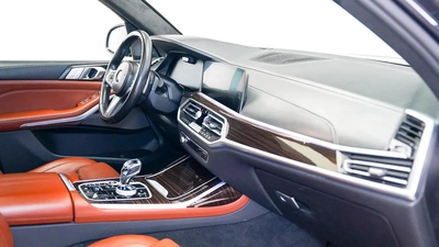 BMW X7 M50i M Sport-1