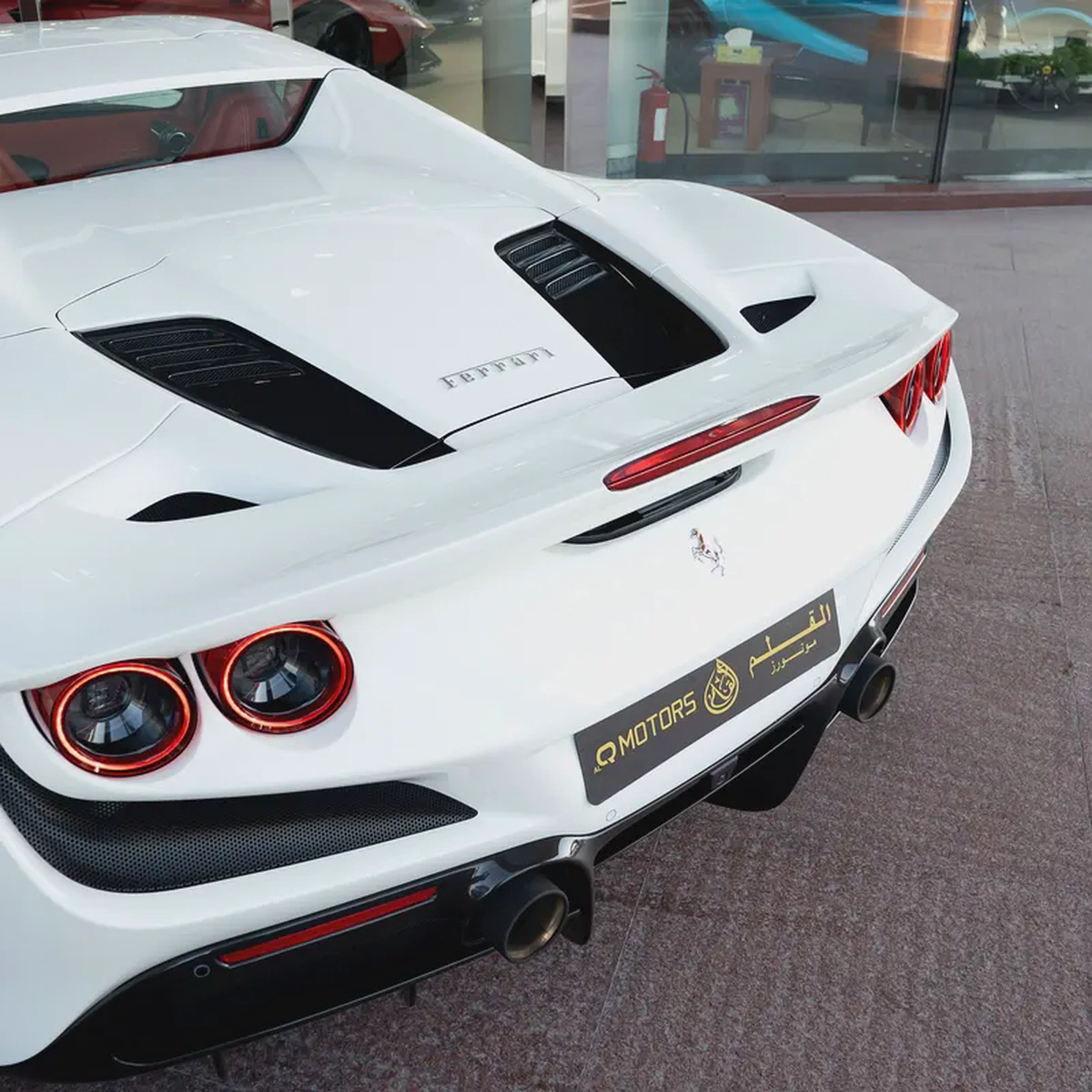 2021 FERRARI F8 SPIDER DONE ONLY 7000KM-4-4