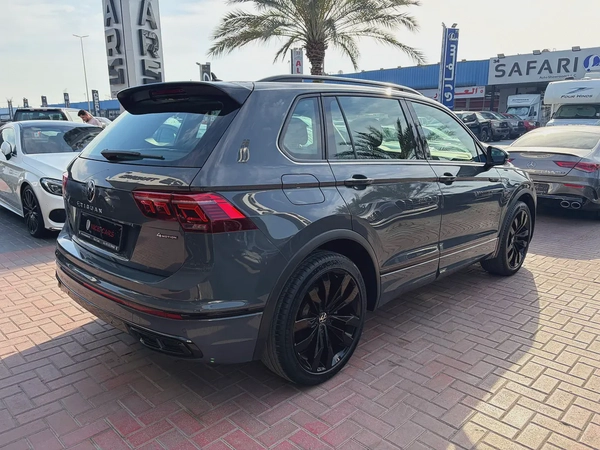 2023 Volkswagen Tiguan R-Line Black Edition - GCC Specs