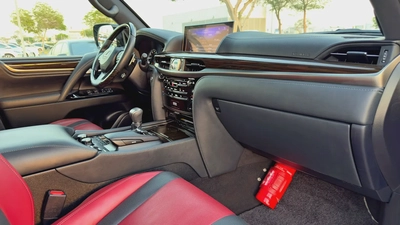 2019 Lexus LX570 Signature, GCC Specifications-9