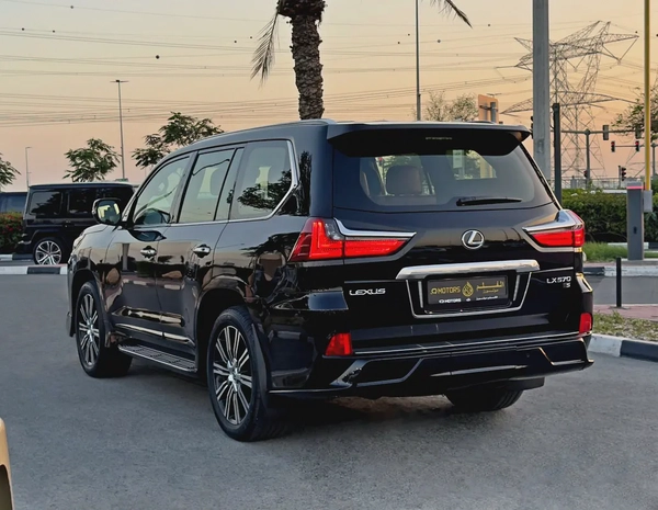 2019 Lexus LX570 Signature, GCC Specifications