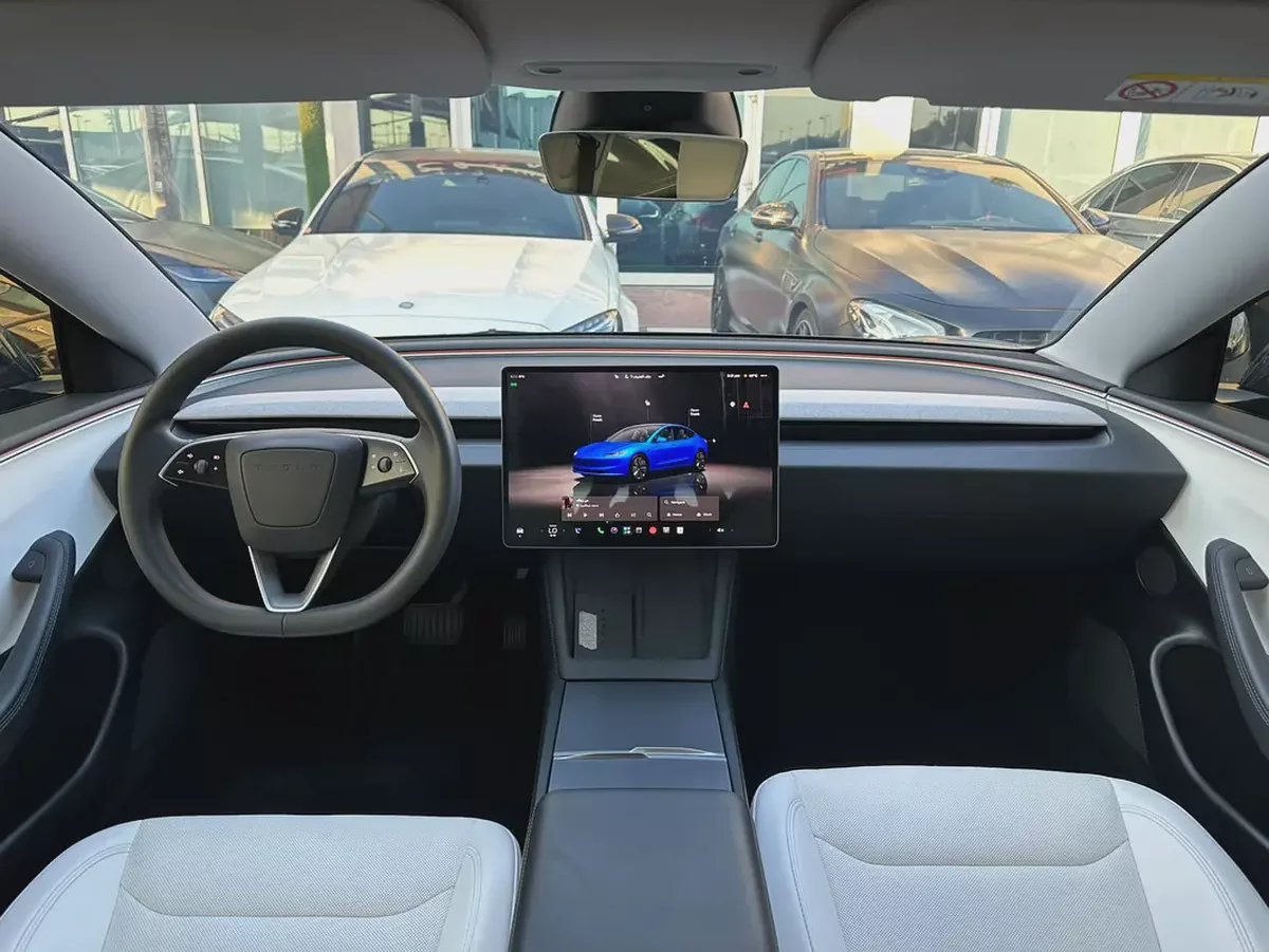 Tesla Model 3 Long Range 2024 GCC Specs-7-7