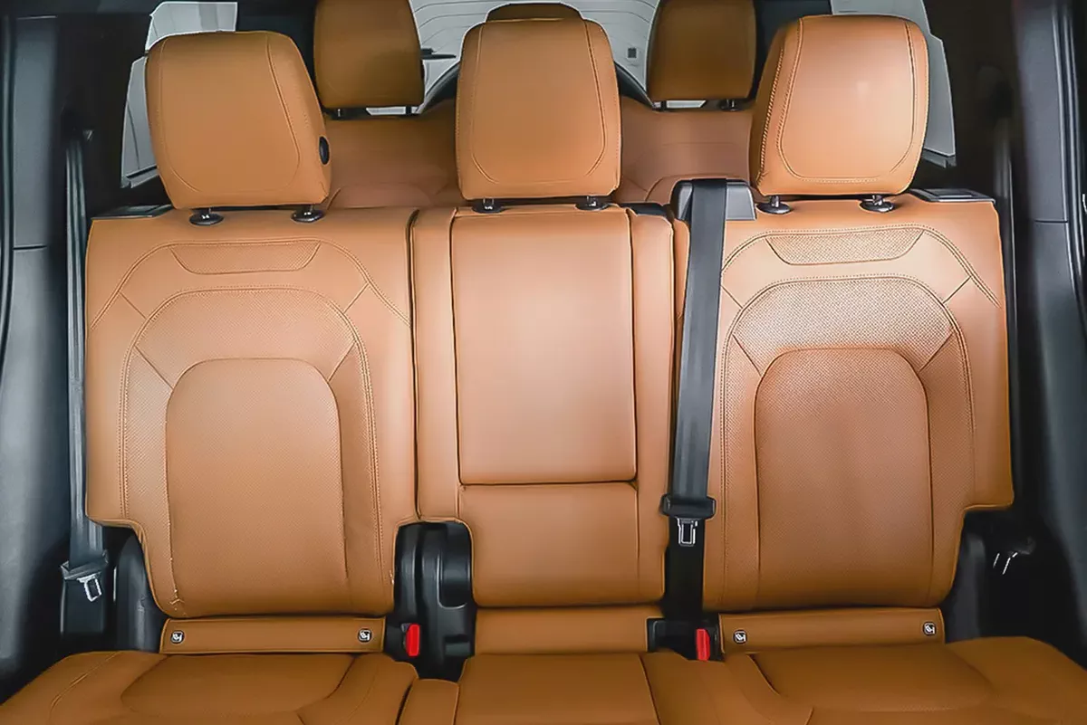 AED 4,929 / 60 months | 0% DP | 2023 Land Rover Defender 130 P400 HSE / Agency Warranty-13-13
