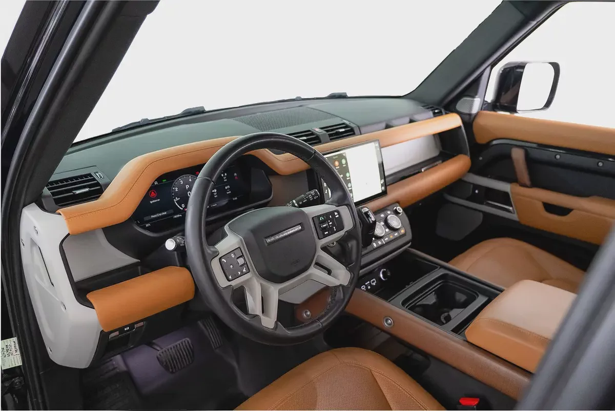 AED 4,929 / 60 months | 0% DP | 2023 Land Rover Defender 130 P400 HSE / Agency Warranty-6-6