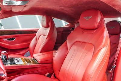 Bentley Continental GT-6