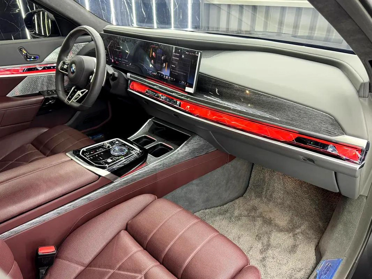 GCC | Full PPF | Low Mileage | AGMC Warranty 2029 or 200K Kms | AGMC Service 2029 or 100K Kms-8-8