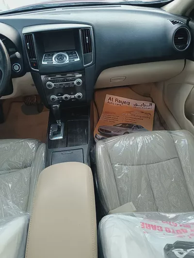 Nissan Maxima Platinum 2013 GCC Specs-17