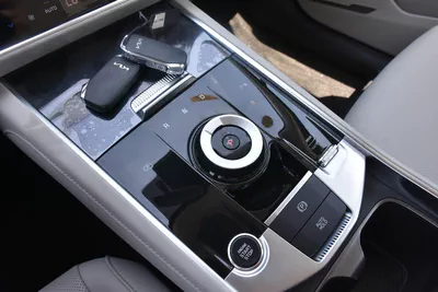 SPORTAGE LOADED 2024 | WHITE-8