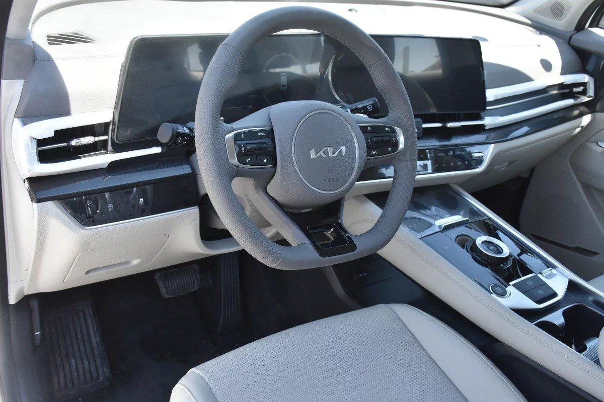 SPORTAGE LOADED 2024 | WHITE-4-4