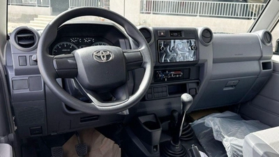Toyota Land Cruiser Pick Up Toyota Land Cruiser Pickup LC79 DC 4.2L Diesel 2024-8