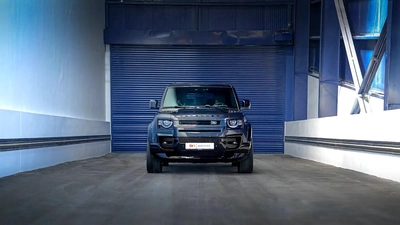 Land Rover Defender 110 HSE-3