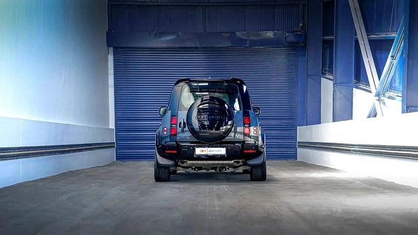 Land Rover Defender 110 HSE