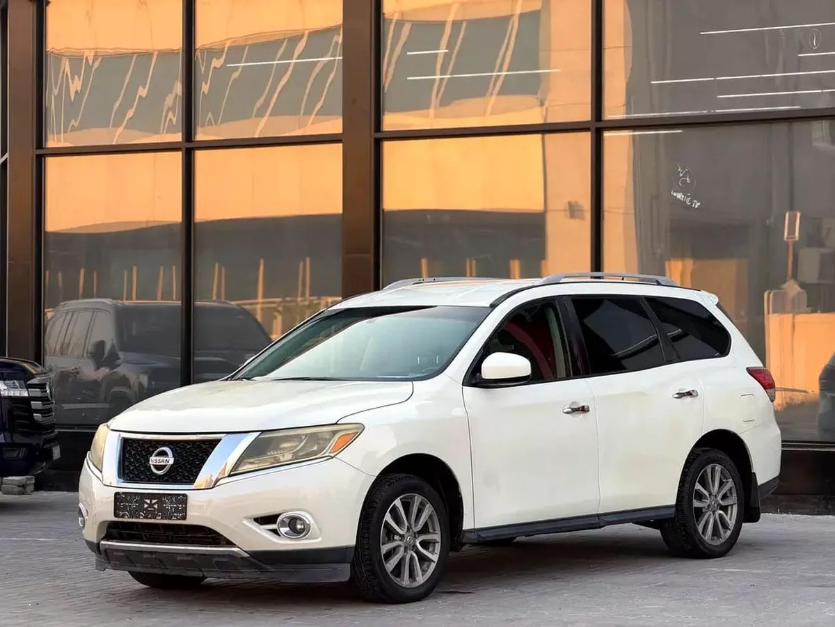 Nissan Pathfinder SV GCC Specs-1-0