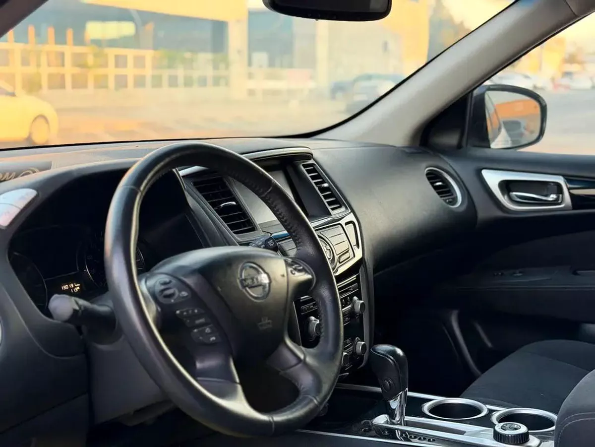Nissan Pathfinder SV GCC Specs-2-0