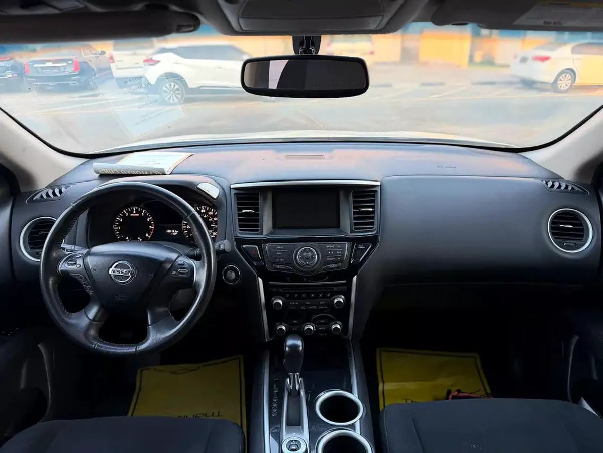 Nissan Pathfinder SV GCC Specs-6-0