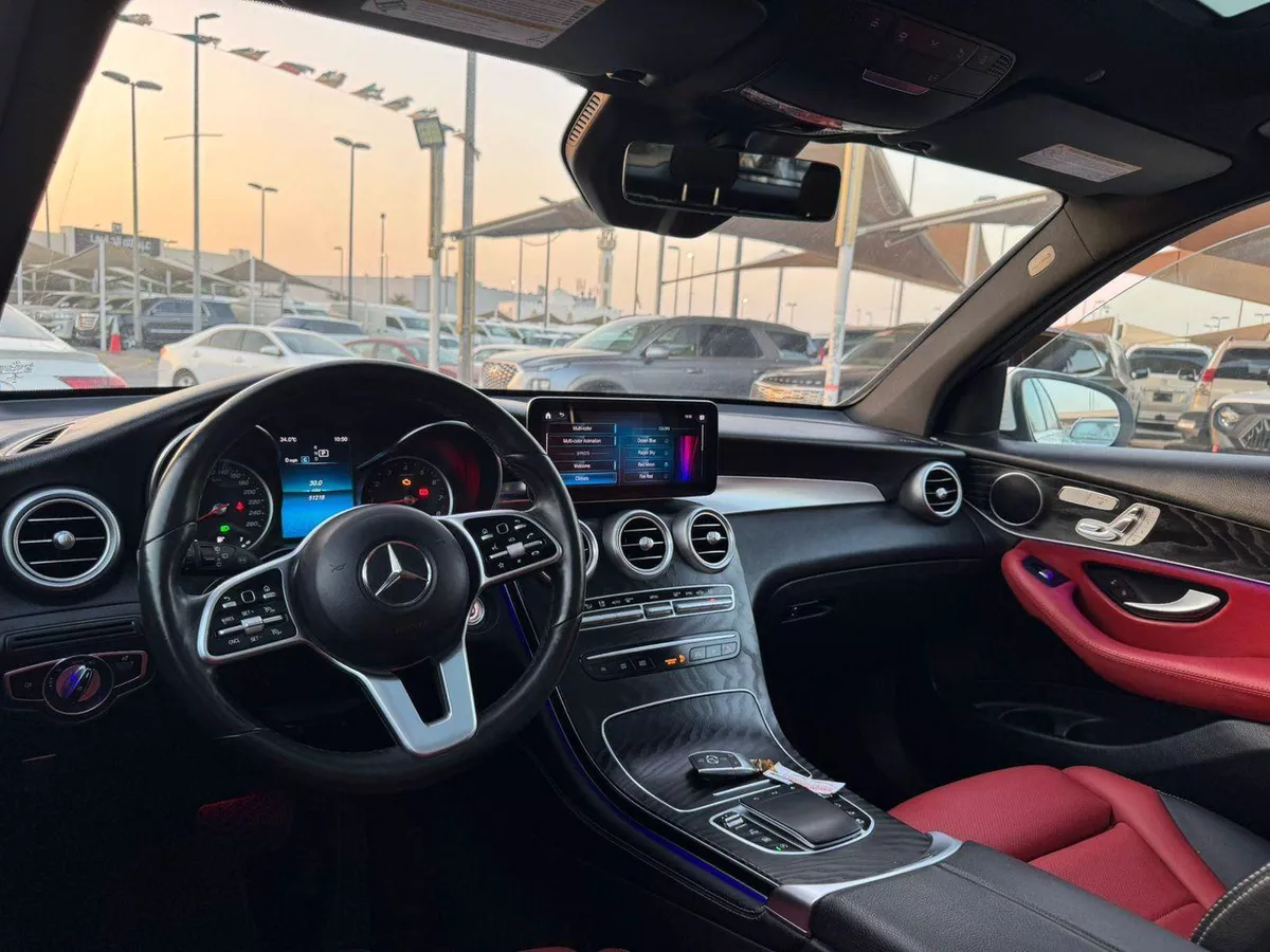 For sale Mercedes-Benz GLC 300 I (X253) Facelift, 2.0 l, 2021 in UAE, Sharjah-14-14