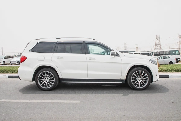 2016 - GLS550 - IMMACULATE CONDITION - 49,000 KM