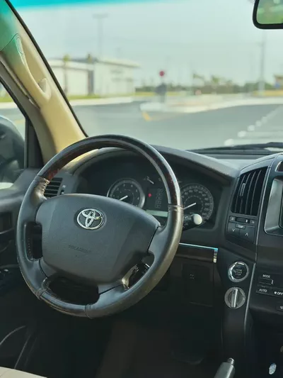 Toyota Land Cruiser GXR 2010 | GCC Specs | V6 Engine-9
